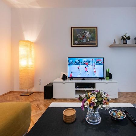 Ada City Break Belgrado Exterior foto