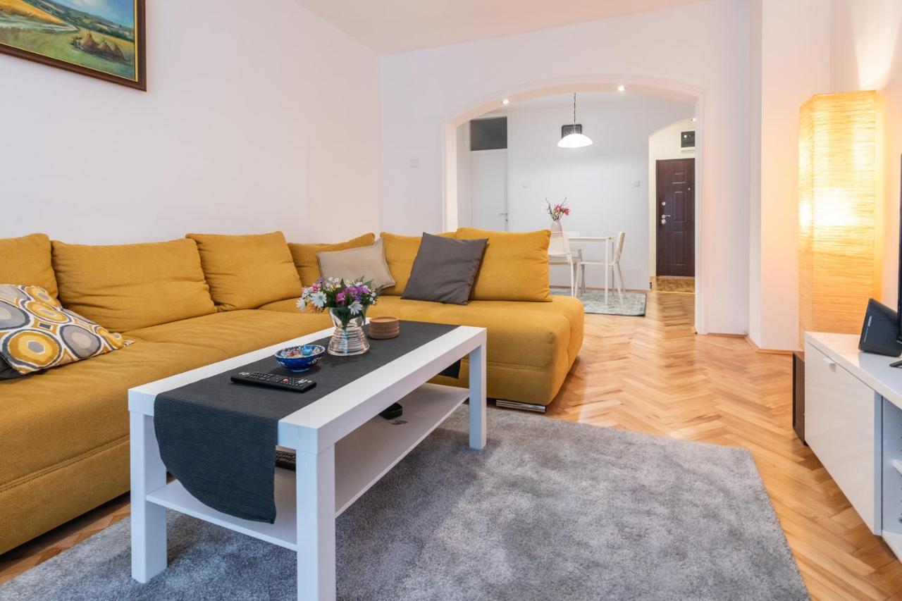 Ada City Break Belgrado Exterior foto